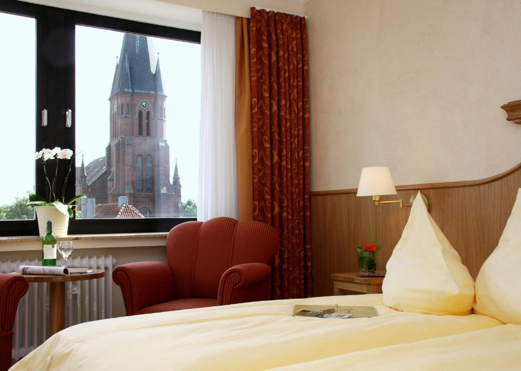 Altes Gasthaus Kuhr - Hotel & Restaurant พาเพนบวร์ก ห้อง รูปภาพ