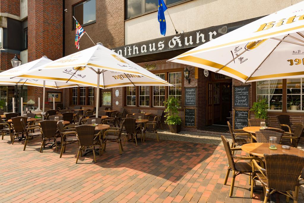 Altes Gasthaus Kuhr - Hotel & Restaurant พาเพนบวร์ก ภายนอก รูปภาพ